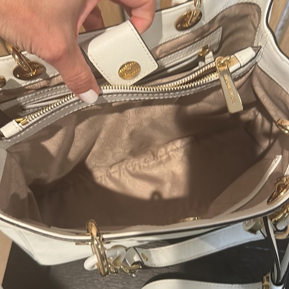 Michael Kors Cynthia Medium Saffiano Leather Satchel, Optic White - Picture 4 of 8